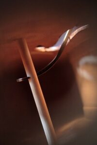 Réglage d'âme par Maurice Beaufort, Luthier à Besançon